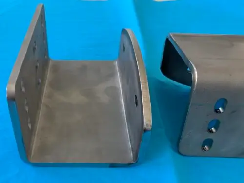 Staffa in acciaio inox per piattaforma da bagno per barche a motore